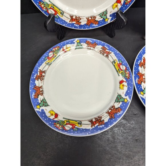Royal Heritage Collection Christmas Time 7 1/2" Salad Plates Set of 4 - Picture 6 of 11